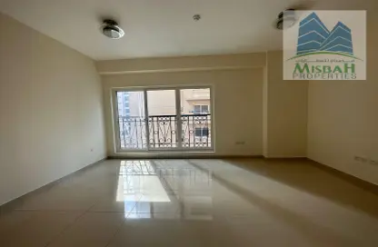 Empty Room image for: Apartment - 3 Bedrooms - 5 Bathrooms for rent in Al Bader Building - Al Barsha 1 - Al Barsha - Dubai, Image 1