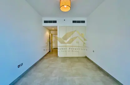 Apartment - 1 Bedroom - 2 Bathrooms for rent in Jumeirah Garden City - Al Satwa - Dubai Apartment - 1 Bedroom - 2 Bathrooms for rent in Jumeirah Garden City - Al Satwa - Dubai