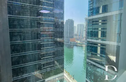 Office Space - Studio - 1 Bathroom for rent in Lake Central - Business Bay - Dubai