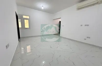 Apartment - 2 Bedrooms - 2 Bathrooms for rent in Madinat Al Riyad - Abu Dhabi