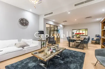 Villa - 4 Bedrooms - 6 Bathrooms for sale in Naseem - Mudon - Dubai