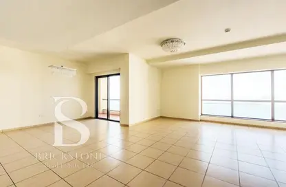 Empty Room image for: Apartment - 2 Bedrooms - 3 Bathrooms for rent in Rimal 1 - Rimal - Jumeirah Beach Residence - Dubai, Image 1