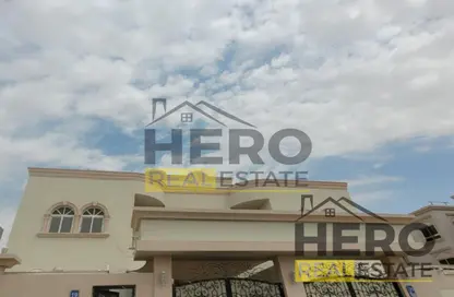 Villa - 4 Bedrooms - 6 Bathrooms for rent in Shakhbout City - Abu Dhabi