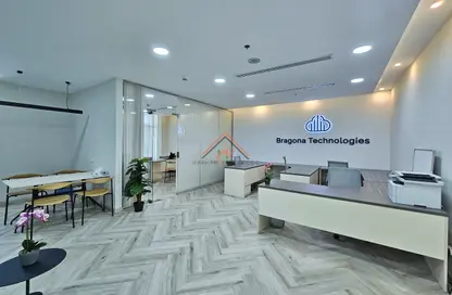 Office Space - Studio for sale in Park Lane Tower - Business Bay - Dubai