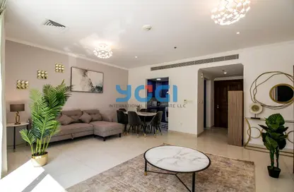 Living / Dining Room image for: Apartment - 1 Bedroom - 2 Bathrooms for rent in Al Sheraa Tower - Lake Almas East - Jumeirah Lake Towers - Dubai, Image 1