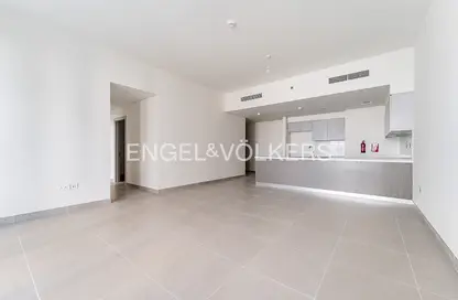 Empty Room image for: Apartment - 3 Bedrooms - 4 Bathrooms for sale in Forte 1 - Forte - Downtown Dubai - Dubai, Image 1