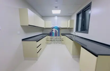 شقة - 2 غرف نوم - 4 حمامات للايجار في القصيص 2 - منطقة القصيص السكنية - القصيص - دبي