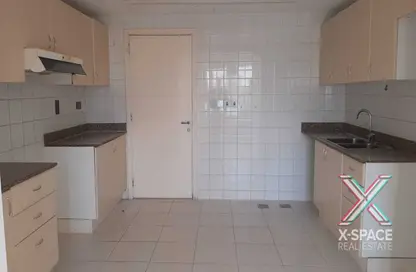 Villa - 5 Bedrooms - 4 Bathrooms for rent in Zulal - The Lakes - Dubai