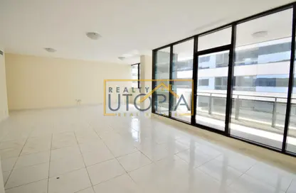 Apartment - 3 Bedrooms - 4 Bathrooms for rent in Golden Sands 7 - Mankhool - Bur Dubai - Dubai