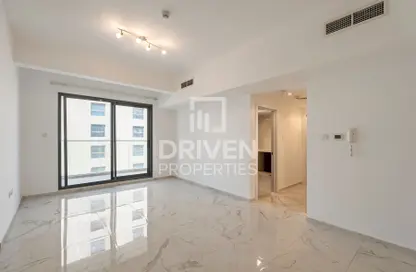 Apartment - 1 Bedroom - 2 Bathrooms for sale in Golden Dream Tower 1 - Jumeirah Village Circle - Dubai