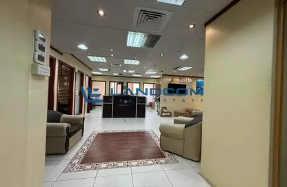 مكتب - استوديو - 1 حمام للايجار في مركز الدانة - المرقبات - ديرة - دبي