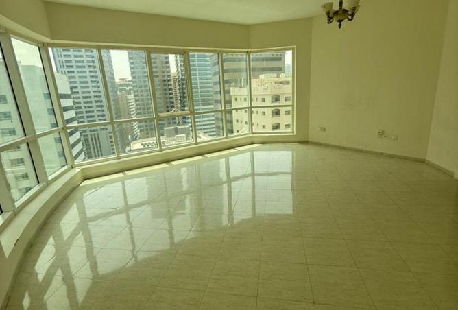15418006 - Property Image 2