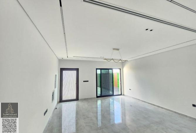 16009229 - Property Image 2