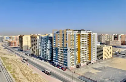شقة - 2 غرف نوم - 3 حمامات للايجار في برج صحارى 3 - مجمع صحارى - النهدة - الشارقة