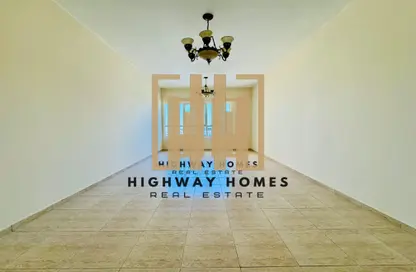 Apartment - 2 Bedrooms - 3 Bathrooms for rent in New Al Taawun Road - Al Taawun - Sharjah