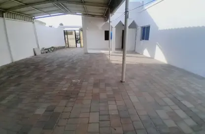 Villa - 3 Bedrooms - 2 Bathrooms for rent in Al Ghafia - Al Riqqa - Sharjah