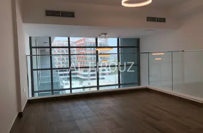 دوبلكس - غرفة نوم - 2 حمامات للايجار في بناية فلامينجو - قرية الجميرا سركل - دبي
