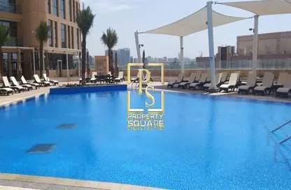 شقة - 3 غرف نوم - 4 حمامات للايجار في يونايتد سكوير - الخالدية - أبوظبي