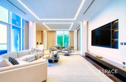 Apartment - 4 Bedrooms - 5 Bathrooms for rent in Oceana Adriatic - Oceana - Palm Jumeirah - Dubai