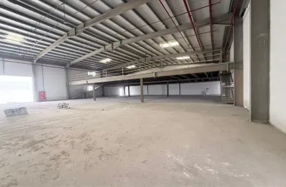 Warehouse - Studio - 1 Bathroom for rent in Umm Al Thuoob - Umm Al Quwain
