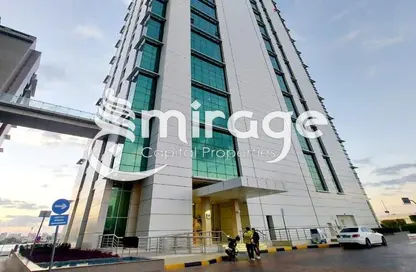 Apartment - 1 Bedroom - 2 Bathrooms for sale in RAK Tower - Marina Square - Al Reem Island - Abu Dhabi