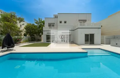 Villa - 5 Bedrooms - 5 Bathrooms for rent in Meadows 4 - Meadows - Dubai