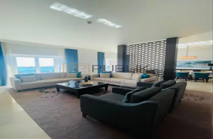 Apartment - 3 Bedrooms - 3 Bathrooms for rent in Fairmont Marina Residences - The Marina - Abu Dhabi