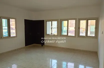 Office Space - Studio - 1 Bathroom for rent in Al Majaz 1 - Al Majaz - Sharjah