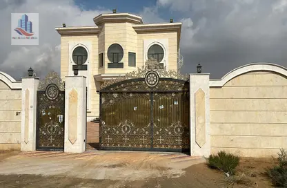 Outdoor House image for: Villa - 5 Bedrooms - 4 Bathrooms for rent in Al Suyoh - Sharjah, Image 1
