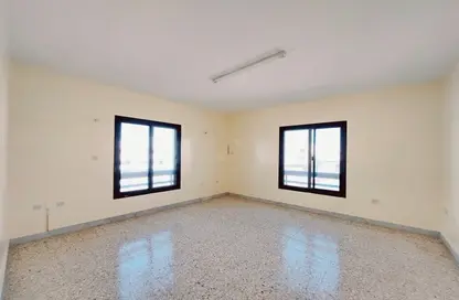 Empty Room image for: Apartment - 3 Bedrooms - 3 Bathrooms for rent in Hai Al Salama - Central District - Al Ain, Image 1