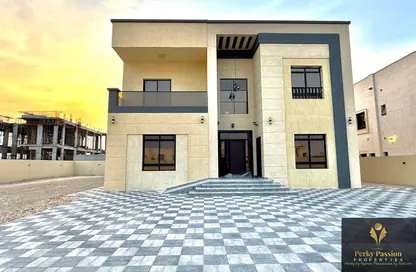 Villa - 5 Bedrooms - 6 Bathrooms for rent in Al Warqa'a 3 - Al Warqa'a - Dubai