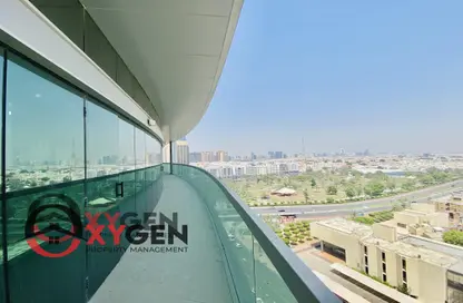 Apartment - 3 Bedrooms - 5 Bathrooms for rent in Crescent Tower 1 - Crescent Towers - Al Khalidiya - Abu Dhabi