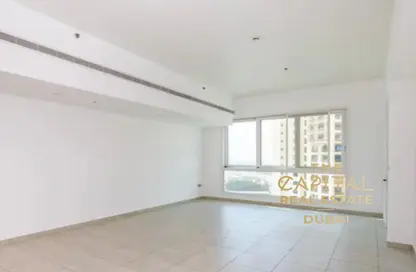 Empty Room image for: Apartment - 2 Bedrooms - 3 Bathrooms for rent in Marina Residences 4 - Marina Residences - Palm Jumeirah - Dubai, Image 1