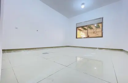 Apartment - Studio - 1 Bathroom for rent in Al Khalidiya - Abu Dhabi