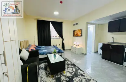 شقة - 1 حمام للايجار في مساكن كورنيش عجمان - طريق كورنيش عجمان - عجمان