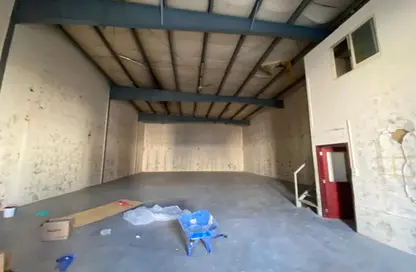 مستودع - استوديو - 1 حمام للايجار في 18 المنطقة الصناعية رقم - المنطقة الصناعية بالشارقة - الشارقة