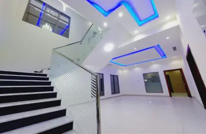 Stairs image for: Villa - 5 Bedrooms - 5 Bathrooms for rent in Al Yasmeen 1 - Al Yasmeen - Ajman, Image 1