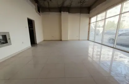 Empty Room image for: Shop - Studio - 1 Bathroom for rent in Fire Station Road - Muwaileh - Sharjah, Image 1