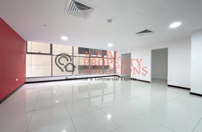 Empty Room image for: Office Space - Studio - 5 Bathrooms for rent in Al Bateen - Abu Dhabi, Image 1