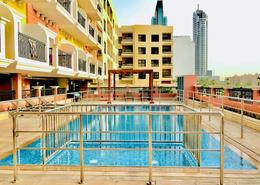 Specious Bright Modern Style Living Huge 1 Bedroom