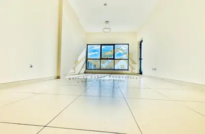 Apartment - 1 Bedroom - 2 Bathrooms for rent in Jumeirah Garden City - Al Satwa - Dubai