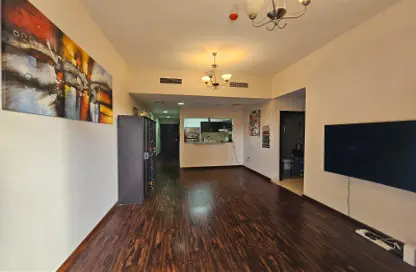 Apartment - 2 Bedrooms - 3 Bathrooms for sale in Mazaya 18 - Queue Point - Dubai Land - Dubai