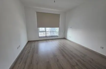 Apartment - 1 Bedroom - 2 Bathrooms for rent in The Lofts East - The Lofts - Downtown Dubai - Dubai