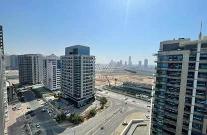 Apartment - 1 Bathroom for sale in Cricket Tower - Dubai Sports City - Dubai