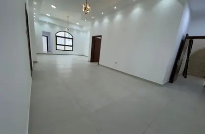 Apartment - 3 Bedrooms - 4 Bathrooms for rent in Madinat Al Riyad - Abu Dhabi