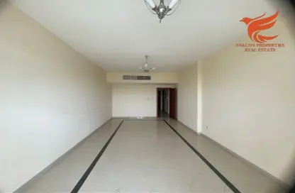 Empty Room image for: Apartment - 3 Bedrooms - 3 Bathrooms for rent in Cornich Ras Al Khaima - Ras Al Khaimah, Image 1