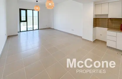Apartment - 1 Bedroom - 1 Bathroom for sale in Hayat Boulevard-2A - Hayat Boulevard - Town Square - Dubai