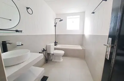 Apartment - 1 Bedroom - 2 Bathrooms for rent in Al Qasba - Sharjah