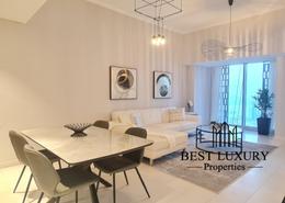 Living / Dining Room image for: Apartment - 1 bedroom - 2 bathrooms for rent in Cayan Tower - Dubai Marina - Dubai, Image 1