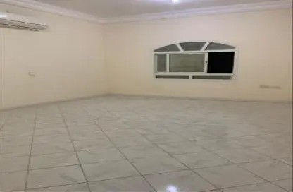 شقة - غرفة نوم - 1 حمام للايجار في مدينة خليفة ب - مدينة خليفة - أبوظبي